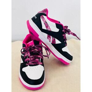 Reebok Heelys Girls size 3Y
